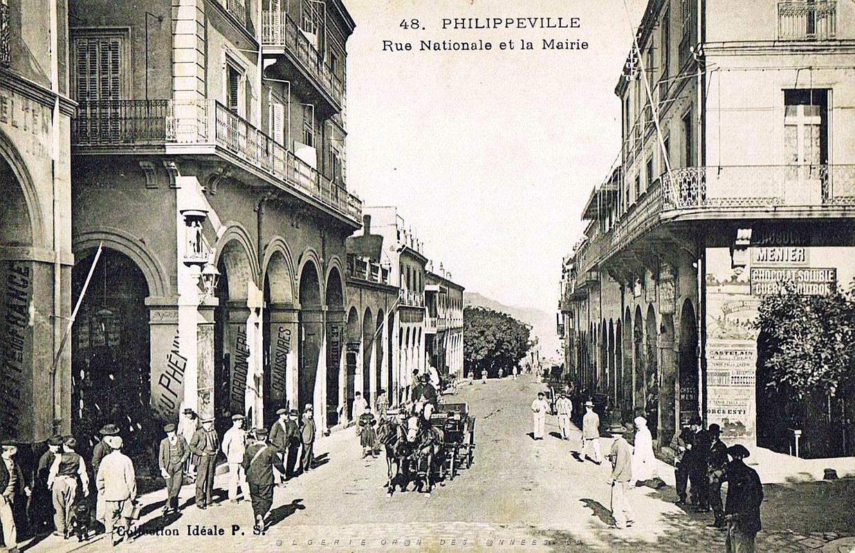 434- Philippeville - Rue Nationale et la Mairie.jpg